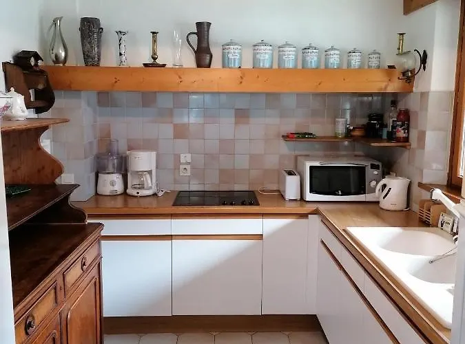 Erminea * Шамоні